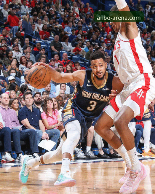 CJ-麦科勒姆续约老鹰：安博体育平台深度评测NBA球员市场新动态